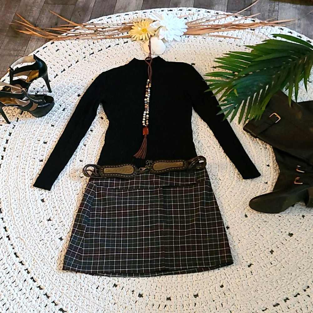 SALE SCHOOL GIRL SKIRT,MEDIUM MULTI